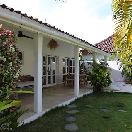 Villa Tom & Lucie Bingin Beach Улувату Экстерьер фото