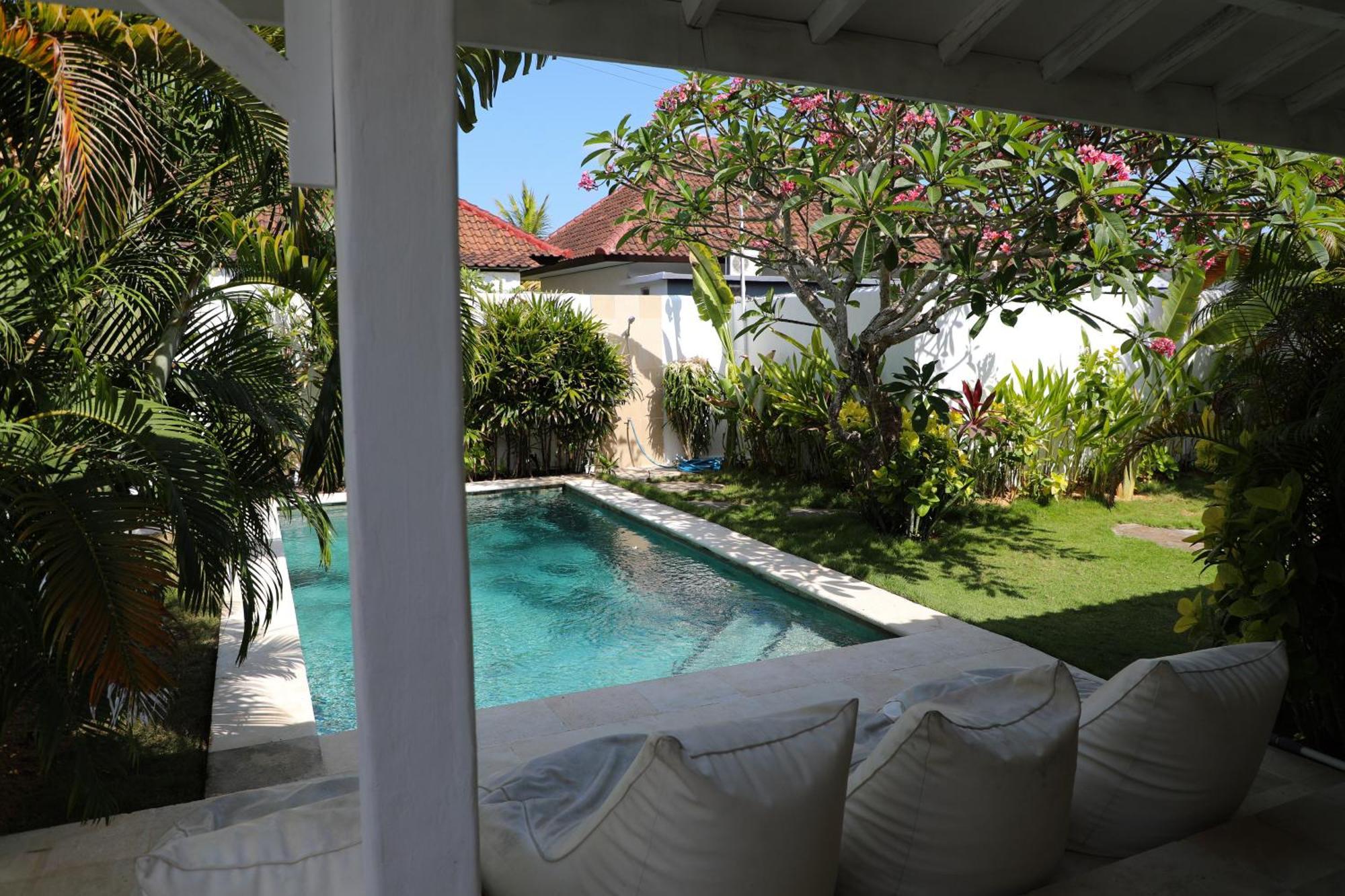 Villa Tom & Lucie Bingin Beach Улувату Экстерьер фото
